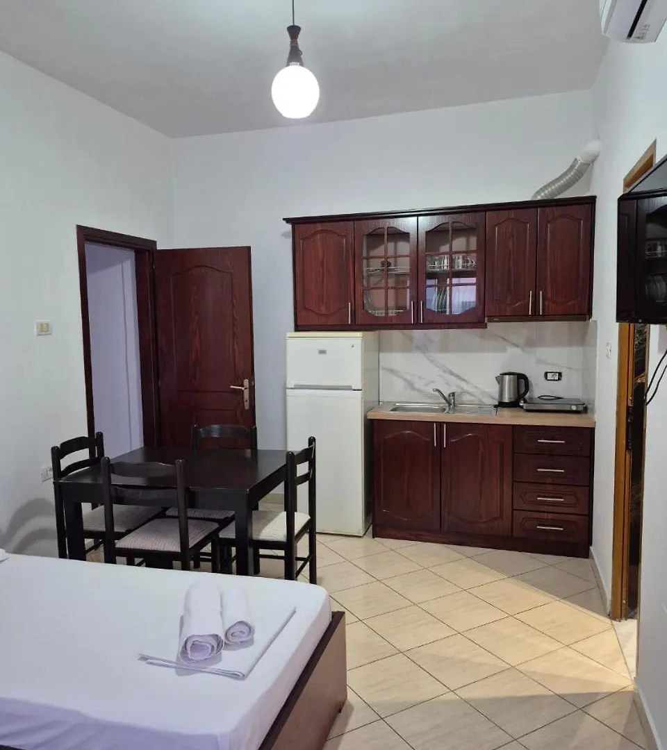קסאמיל Vita Apartment - Spacious Garden And Balcony 5 Min To Beach & Center