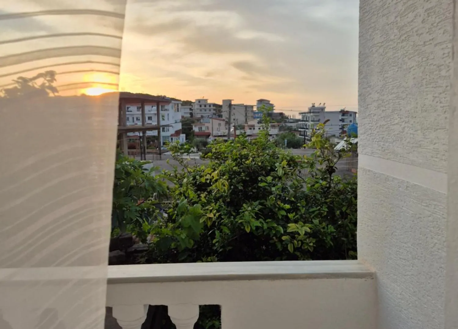 Vita Apartment - Spacious Garden And Balcony 5 Min To Beach & Center Ксамил