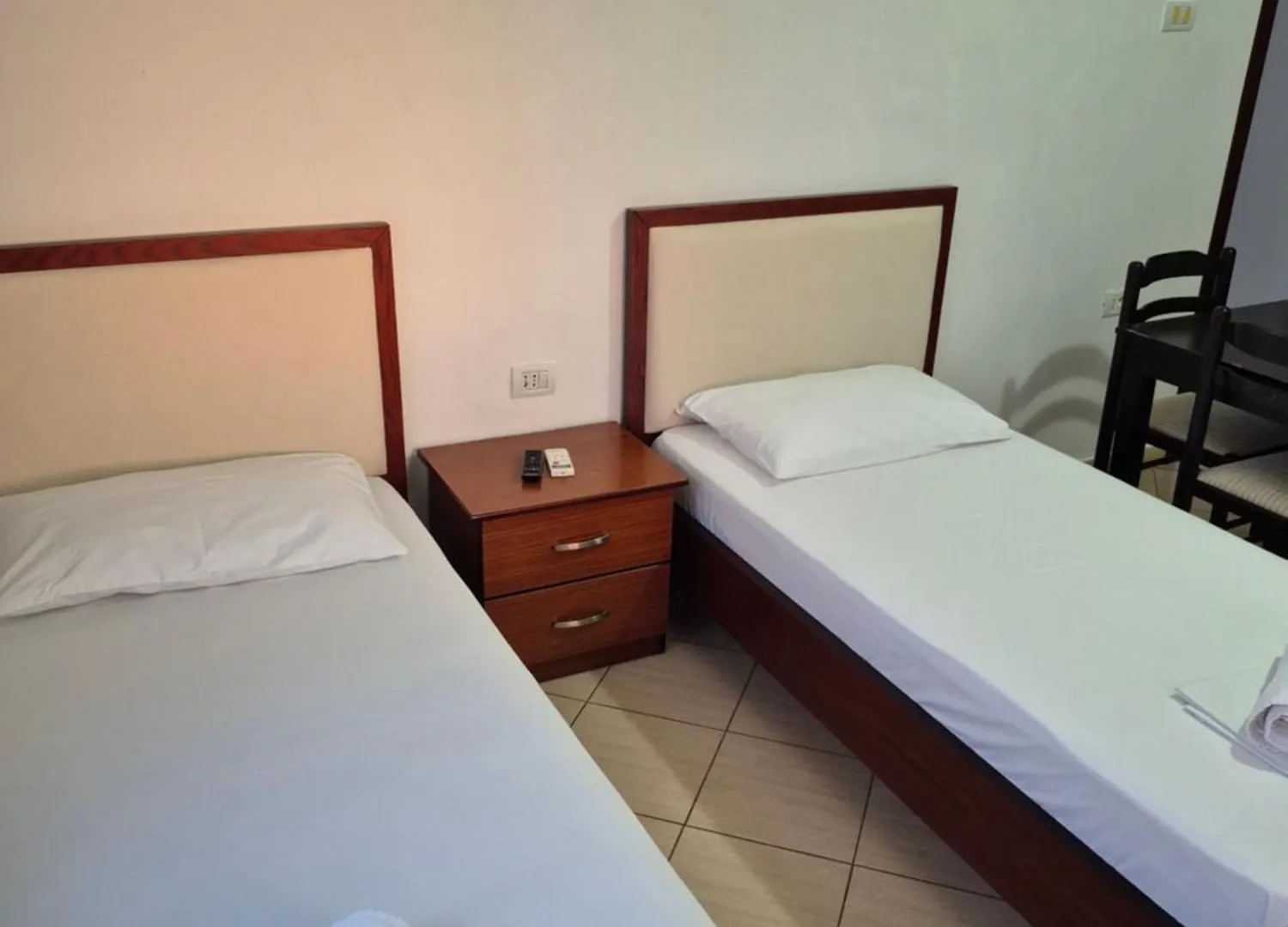 קסאמיל Vita Apartment - Spacious Garden And Balcony 5 Min To Beach & Center אלבניה