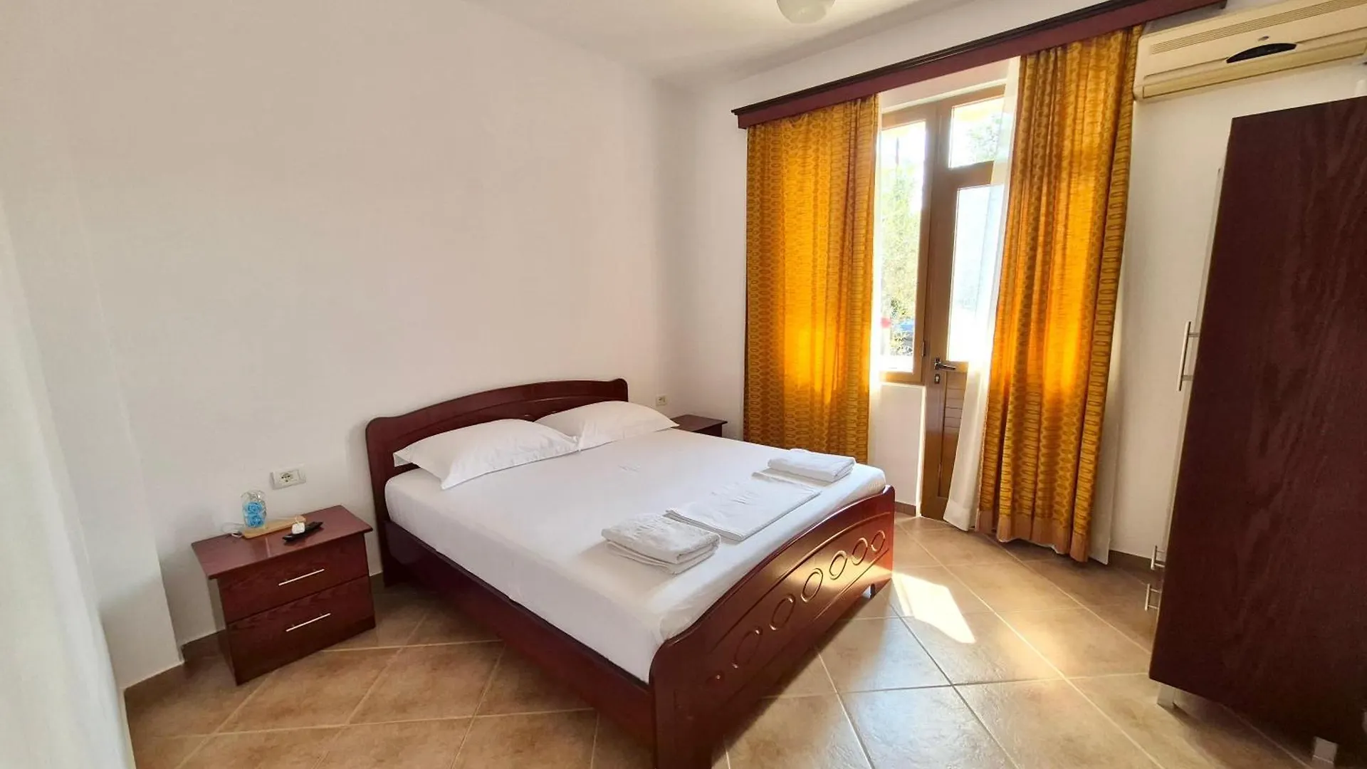 Vita Apartment - Spacious Garden And Balcony 5 Min To Beach & Center Ксамил