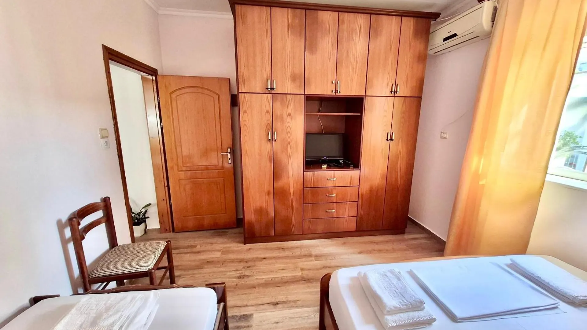 קסאמיל Vita Apartment - Spacious Garden And Balcony 5 Min To Beach & Center