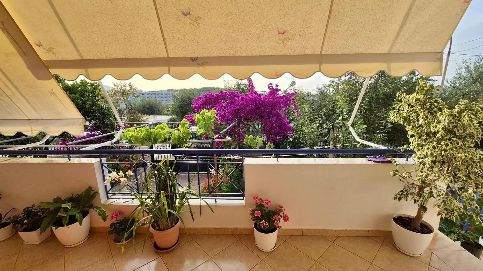 Vita Apartment - Spacious Garden And Balcony 5 Min To Beach & Center Ксамил