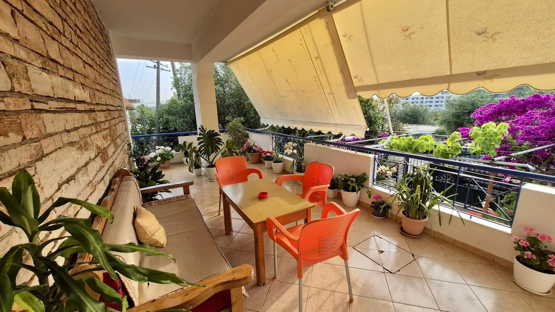 קסאמיל Vita Apartment - Spacious Garden And Balcony 5 Min To Beach & Center